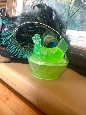 Green Mini Hen On Nest HON Handmade Poured Resin Trinket Dish 2 Pieces